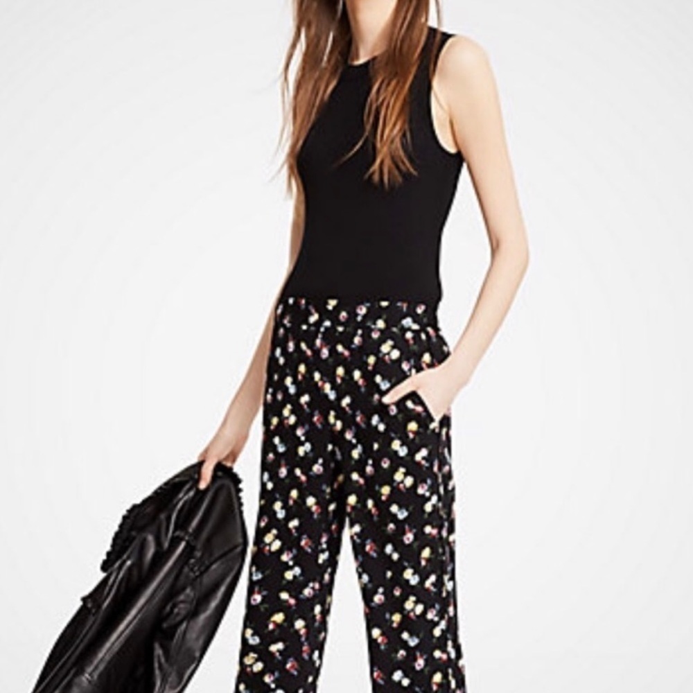 Ann Taylor floral print with black background pants
